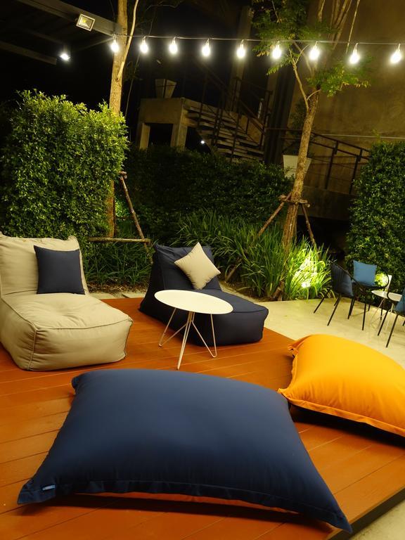 Hotel The Restro HHQ Exterior foto